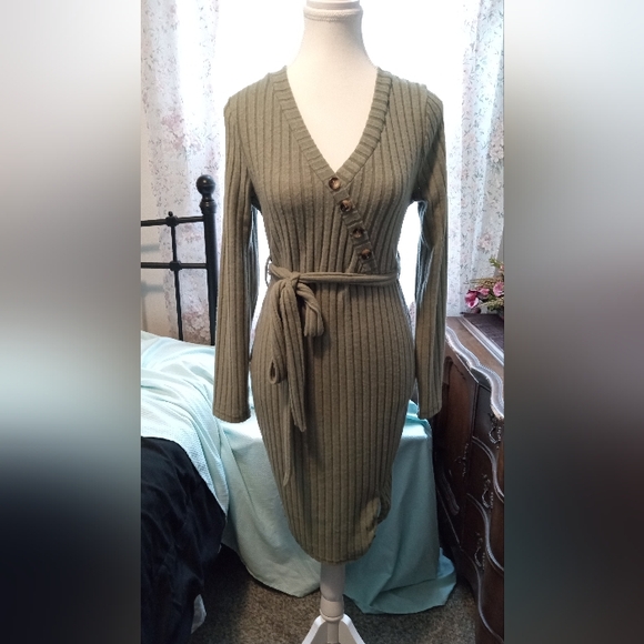 Sold!! - Picture 3 of 12